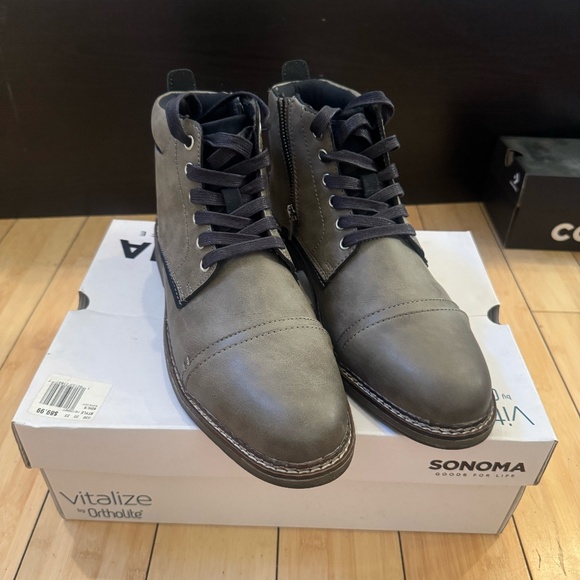 *NWT* Mens Sonoma Boots - Size 10.5 main image 4